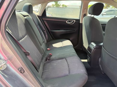 Used 2019 Nissan Sentra SV FWD image 20