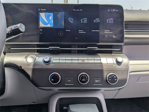 Used 2025 Hyundai Kona SE image 19