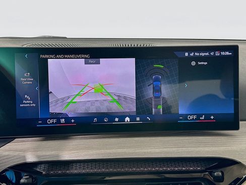 New 2026 BMW 330i Sedan w/ Convenience Package image 13