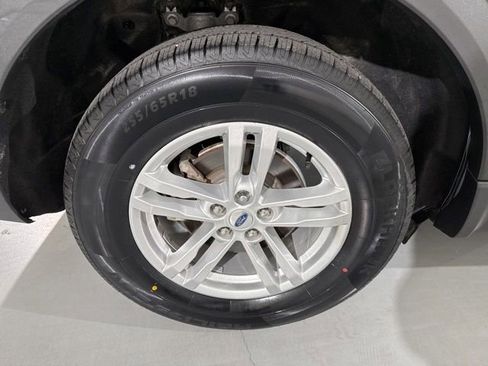 Used 2023 Ford Explorer XLT w/ Equipment Group 202A image 16