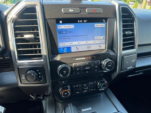 Used 2016 Ford F150 XLT w/ Equipment Group 302A Luxury AWD/4WD image 21