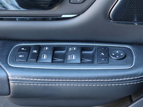 Used 2023 RAM 1500 Limited w/ Night Edition image 14