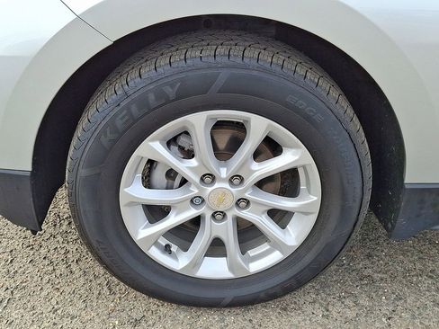 Used 2021 Chevrolet Equinox LT image 29