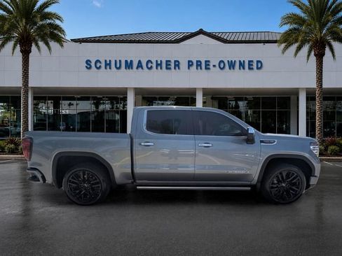 Used 2024 GMC Sierra 1500 Denali w/ Denali Reserve Package AWD/4WD image 8