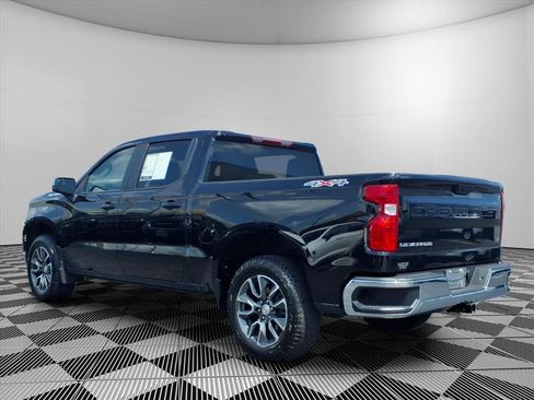 Used 2024 Chevrolet Silverado 1500 LT AWD/4WD image 24