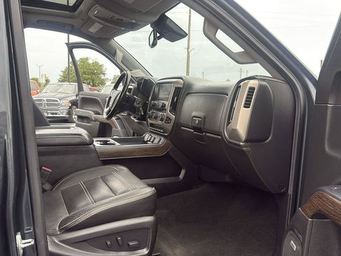 Used 2018 GMC Sierra 3500 Denali w/ Duramax Plus Package AWD/4WD image 35
