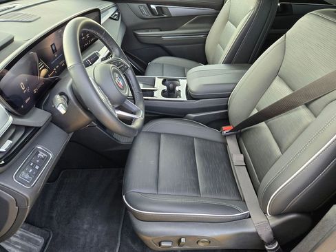 Used 2025 Buick Enclave Sport Touring image 10