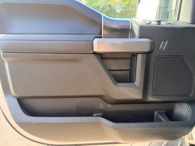 Used 2020 Ford F150 XLT w/ Equipment Group 302A Luxury AWD/4WD image 16