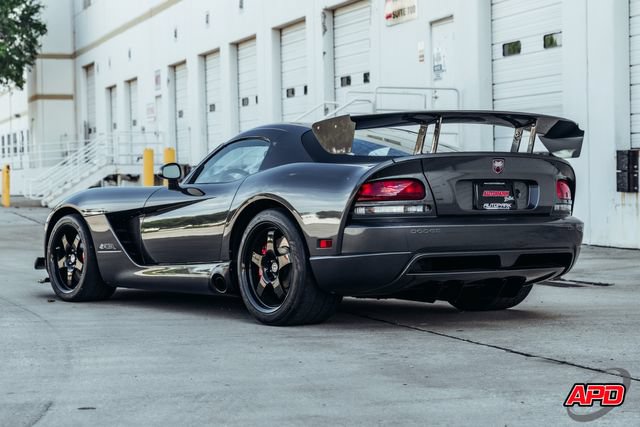 Used 2009 Dodge Viper ACR RWD image 48