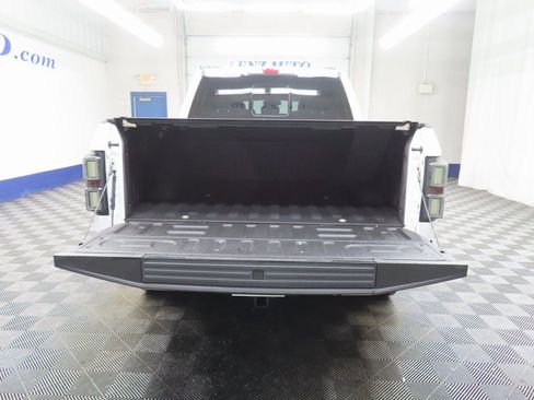 Used 2017 Ford F150 XLT w/ Equipment Group 302A Luxury image 31