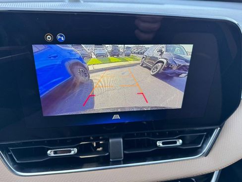 New 2026 Chevrolet Equinox ACTIV FWD image 15
