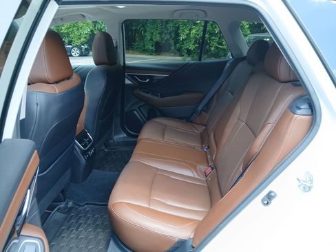 Used 2020 Subaru Outback Touring w/ Popular Package #2 AWD/4WD image 42