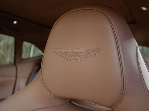 New 2026 Aston Martin DBX 707 image 18