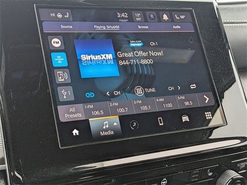 Certified 2024 Jeep Grand Cherokee L Laredo image 22