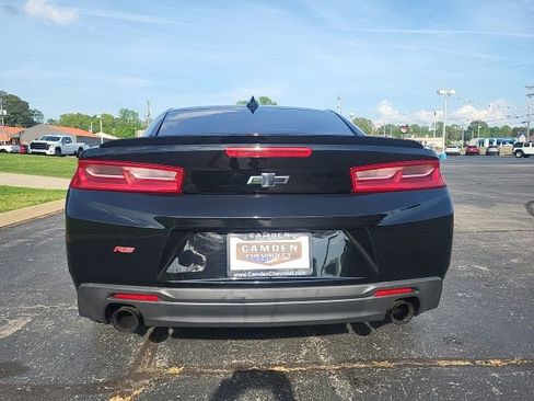 Used 2017 Chevrolet Camaro LT w/ RS Package image 12