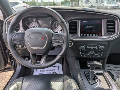Used 2017 Dodge Charger R/T w/ Plus Group RWD image 39