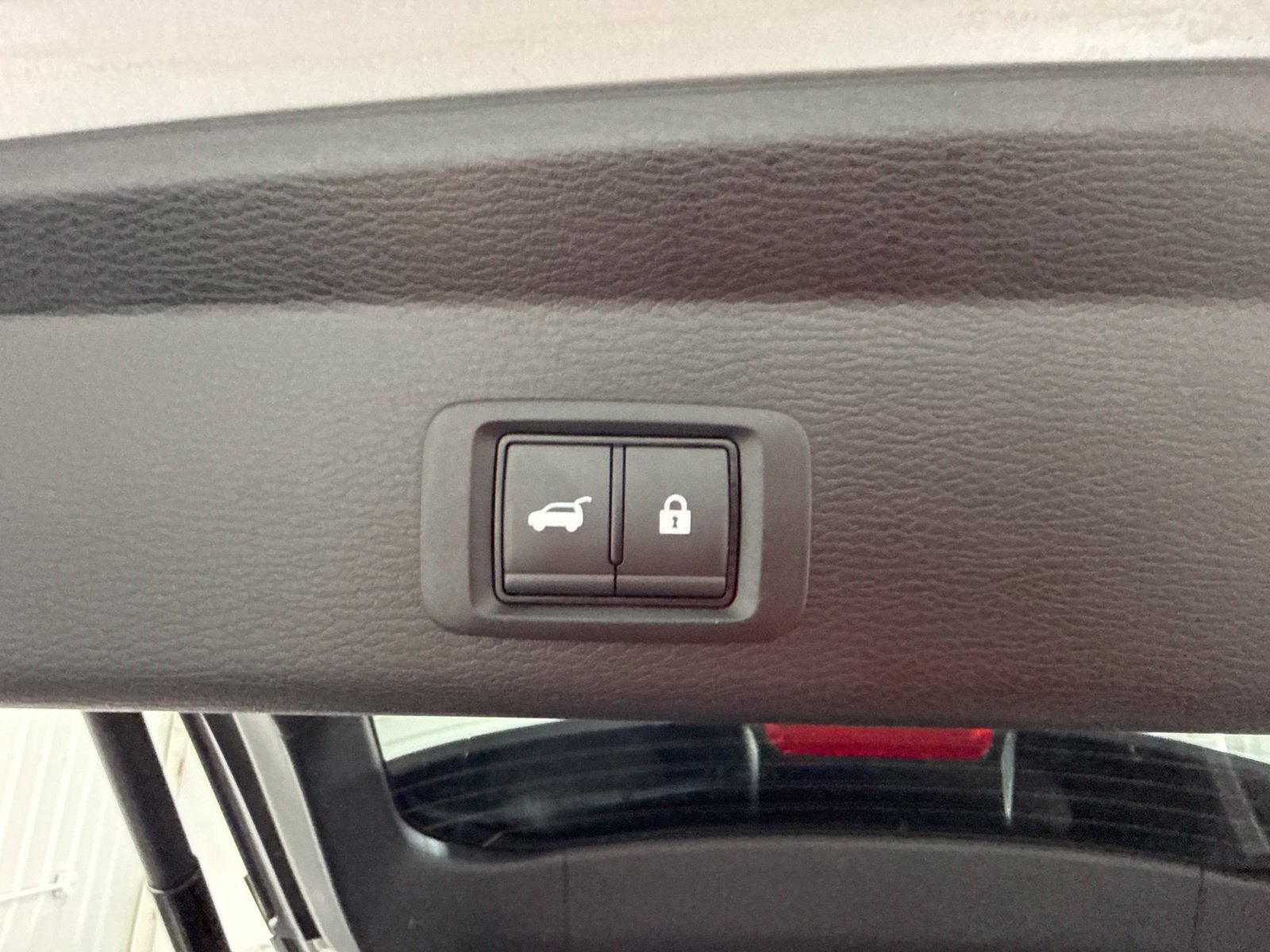 Used 2025 Mitsubishi Outlander SE AWD/4WD image 48