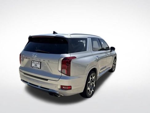 Used 2022 Hyundai Palisade Calligraphy FWD image 3