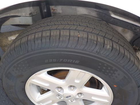 Used 2008 Ford Escape 4WD Hybrid image 11