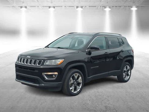 Certified 2018 Jeep Compass Limited w/ Navigation Group AWD/4WD image 4