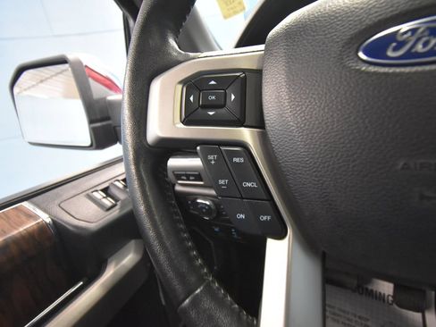 Used 2020 Ford F150 Lariat w/ Equipment Group 502A Luxury AWD/4WD image 13