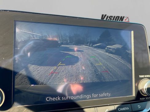 Certified 2025 Nissan Rogue SV image 28