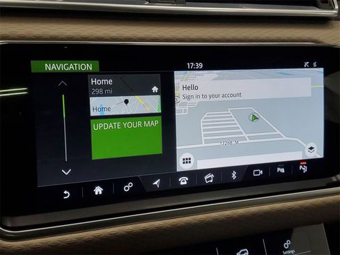 Used 2019 Land Rover Range Rover Velar R-Dynamic SE image 18