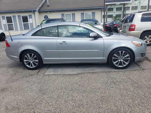Used 2013 Volvo C70 T5 image 6