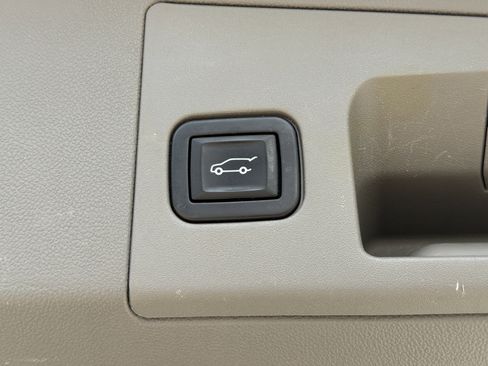 Used 2022 Cadillac XT5 Premium Luxury image 12