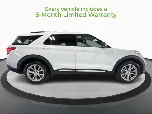 Used 2020 Ford Explorer XLT w/ Equipment Group 202A image 8