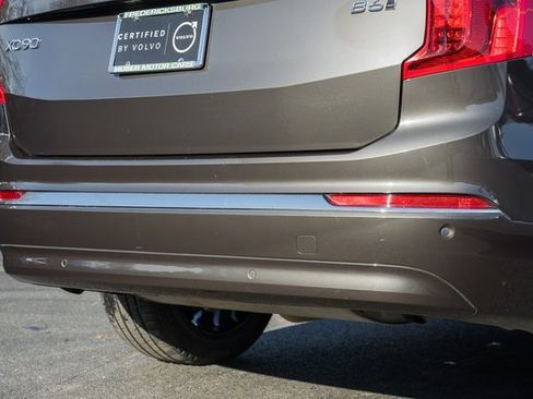 Certified 2023 Volvo XC90 B6 Plus image 9