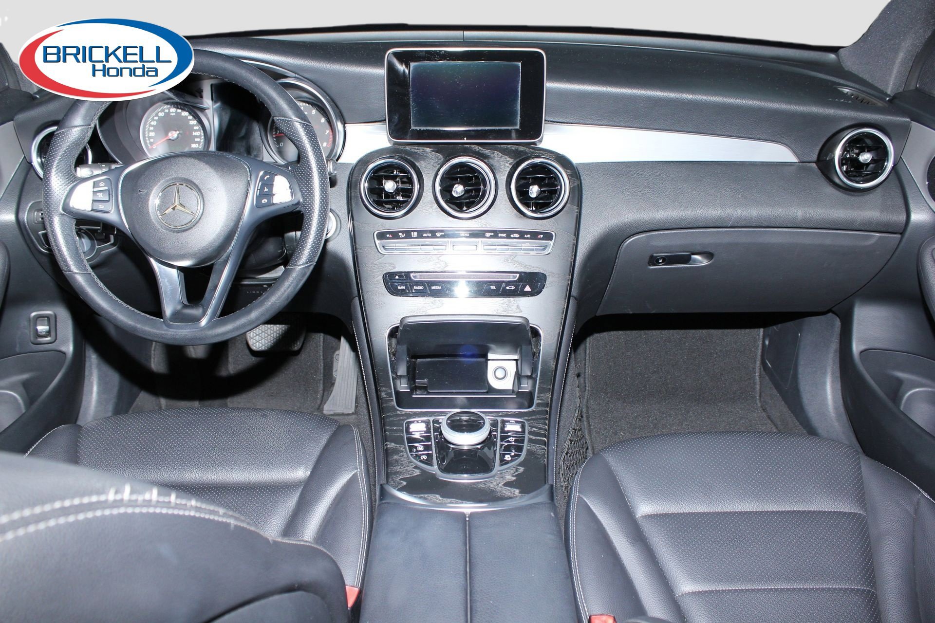 Used 2019 Mercedes-Benz GLC 300 image 17