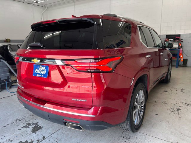 Used 2023 Chevrolet Traverse Premier AWD/4WD image 4