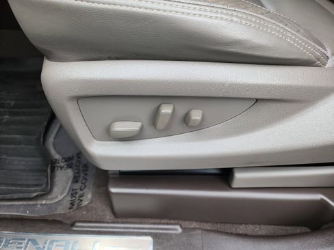 Used 2019 GMC Yukon Denali w/ Denali Ultimate Package image 19