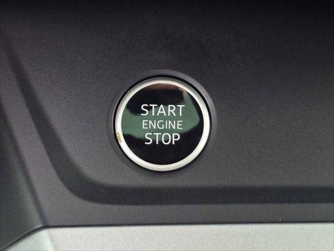 Used 2024 Audi Q3 2.0T Premium Plus w/ Premium Plus Package image 35