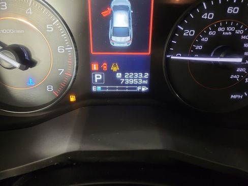 Used 2018 Subaru Crosstrek 2.0i Premium w/ Eyesight System image 10