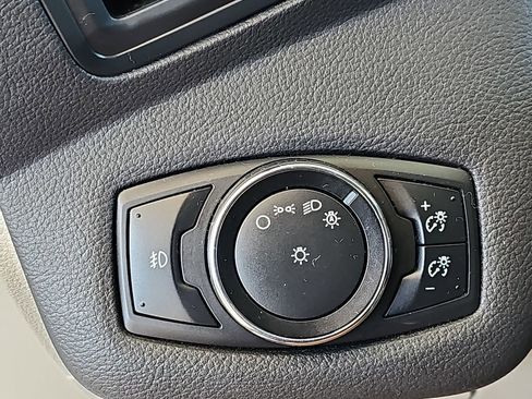 Used 2014 Ford Escape SE w/ Equipment Group 201A FWD image 32