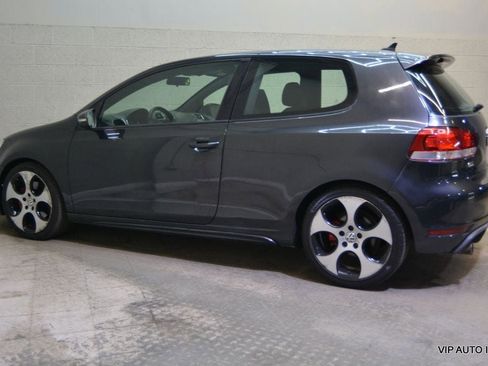 Used 2011 Volkswagen GTI 2-Door FWD image 9