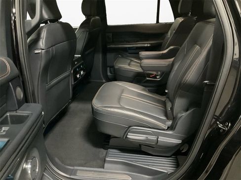 Used 2024 Ford Expedition Max Platinum image 13