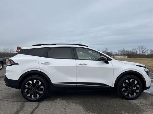Used 2023 Kia Sportage X-Line w/ X-Line Premium Package image 9