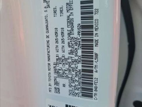 Certified 2025 Toyota Tacoma TRD Sport image 35