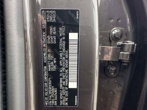 Used 2024 Volvo XC90 B5 Plus image 38