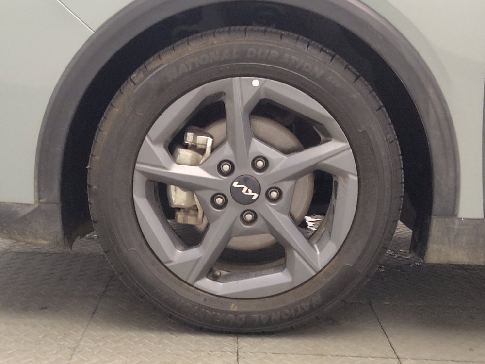 Used 2025 Kia K4 FWD image 31
