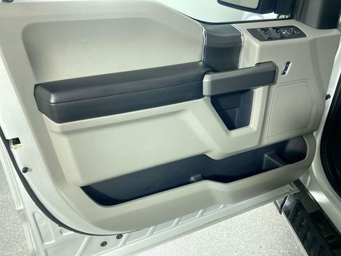 Used 2017 Ford F150 XLT w/ Equipment Group 301A Mid image 20