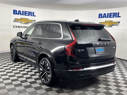 Used 2025 Volvo XC90 T8 Plus image 2
