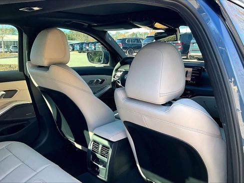 Certified 2025 BMW 330i 330i w/ Premium Package image 21