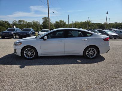 Used 2019 Ford Fusion SE