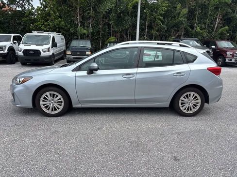 Used 2018 Subaru Impreza 2.0i Premium w/ Eyesight & BSD & Rcta image 4