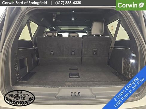 Used 2020 Ford Expedition Max XLT w/ Equipment Group 202A AWD/4WD image 17