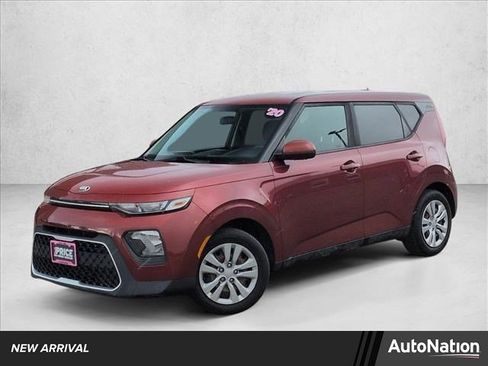 Used 2020 Kia Soul LX image 1